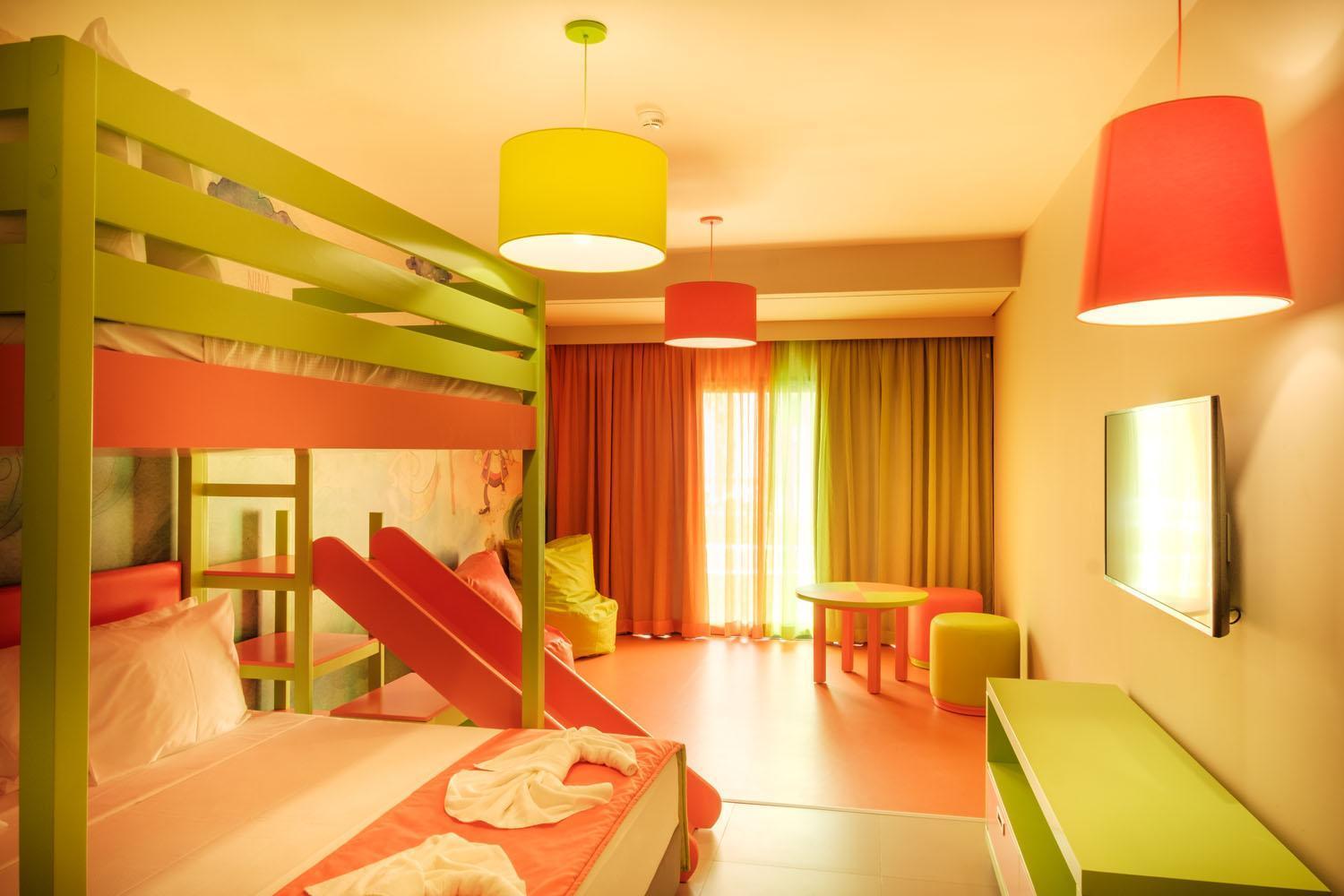 Vila Gale Resort Mares Guarajuba Luaran gambar Family room
